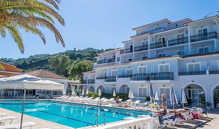 Hotel Paradise Beach - 
