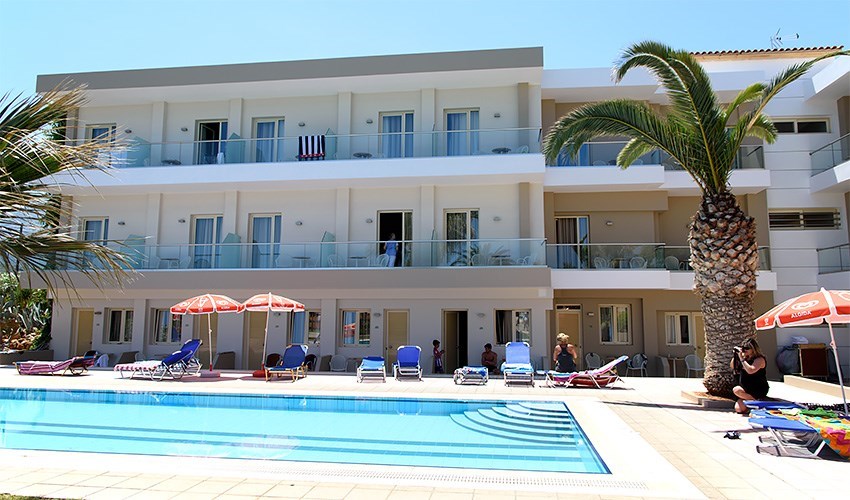 Hotel Malia Bay Beach & Bungalows **** Ostrov Kréta BRENNA