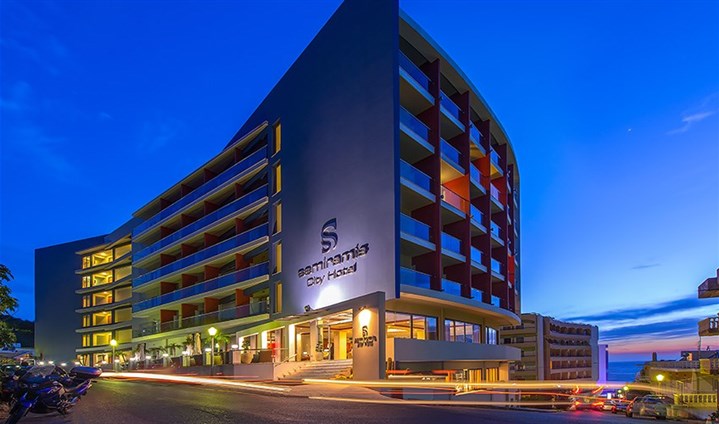 Hotel Semiramis City - 